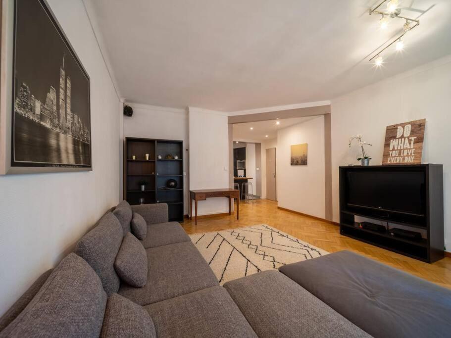 Appartement Climatise Tout Equipe A Cote Du Stade Velodrome Marseilles Exterior foto